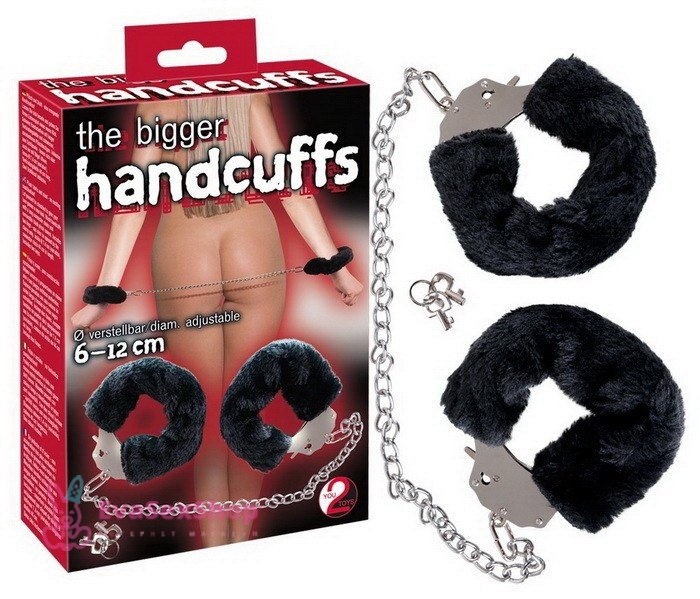 Наручники на длинной цепочке Bigger Furry Handcuffs